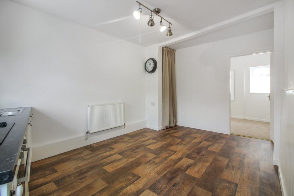 1 Bedroom Flat in Neath