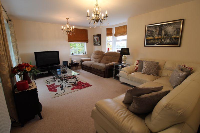 2 Bedroom Flat in Caerphilly