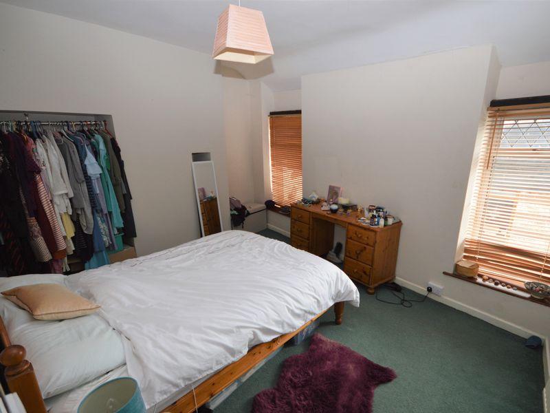 3 Bedroom House in Swansea
